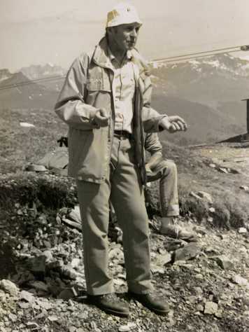 Enlarged view: Hans Sticher during a soil science excursion to Davos