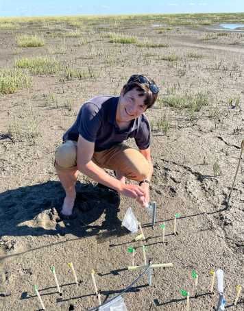 Enlarged view: Pierre in the field