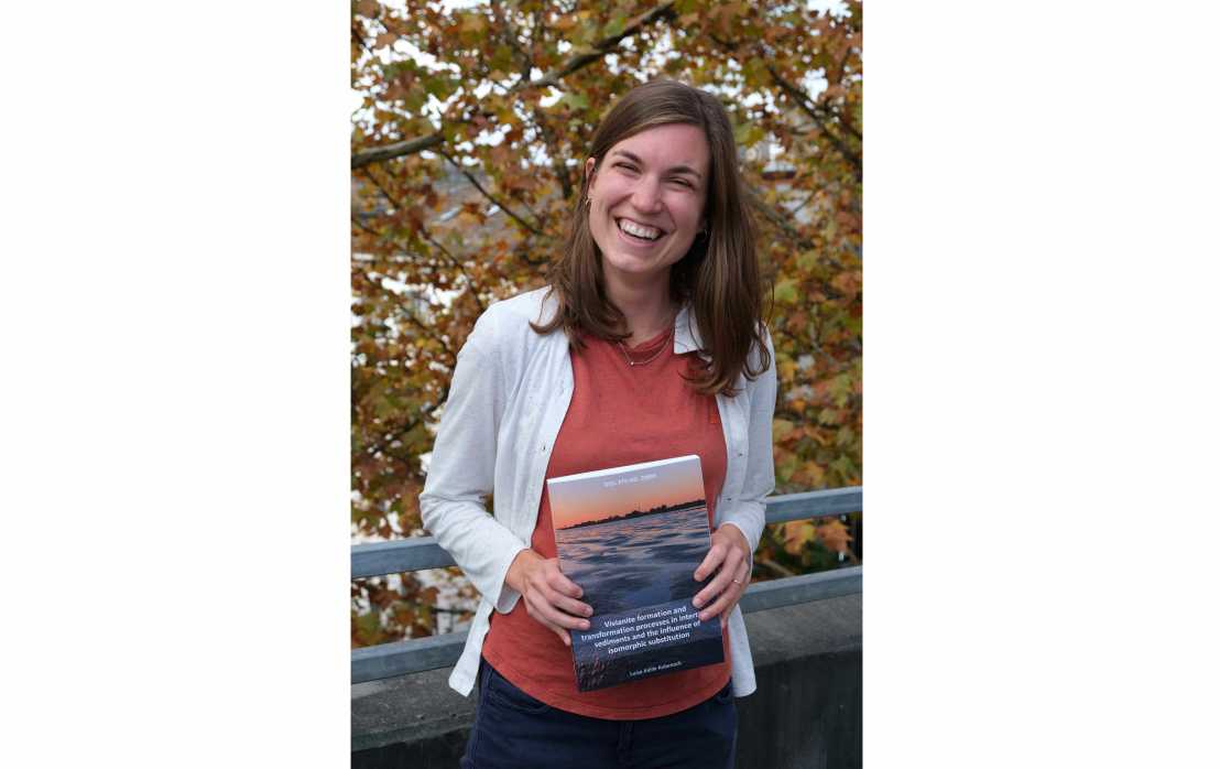 Enlarged view: Joëlle and her thesis